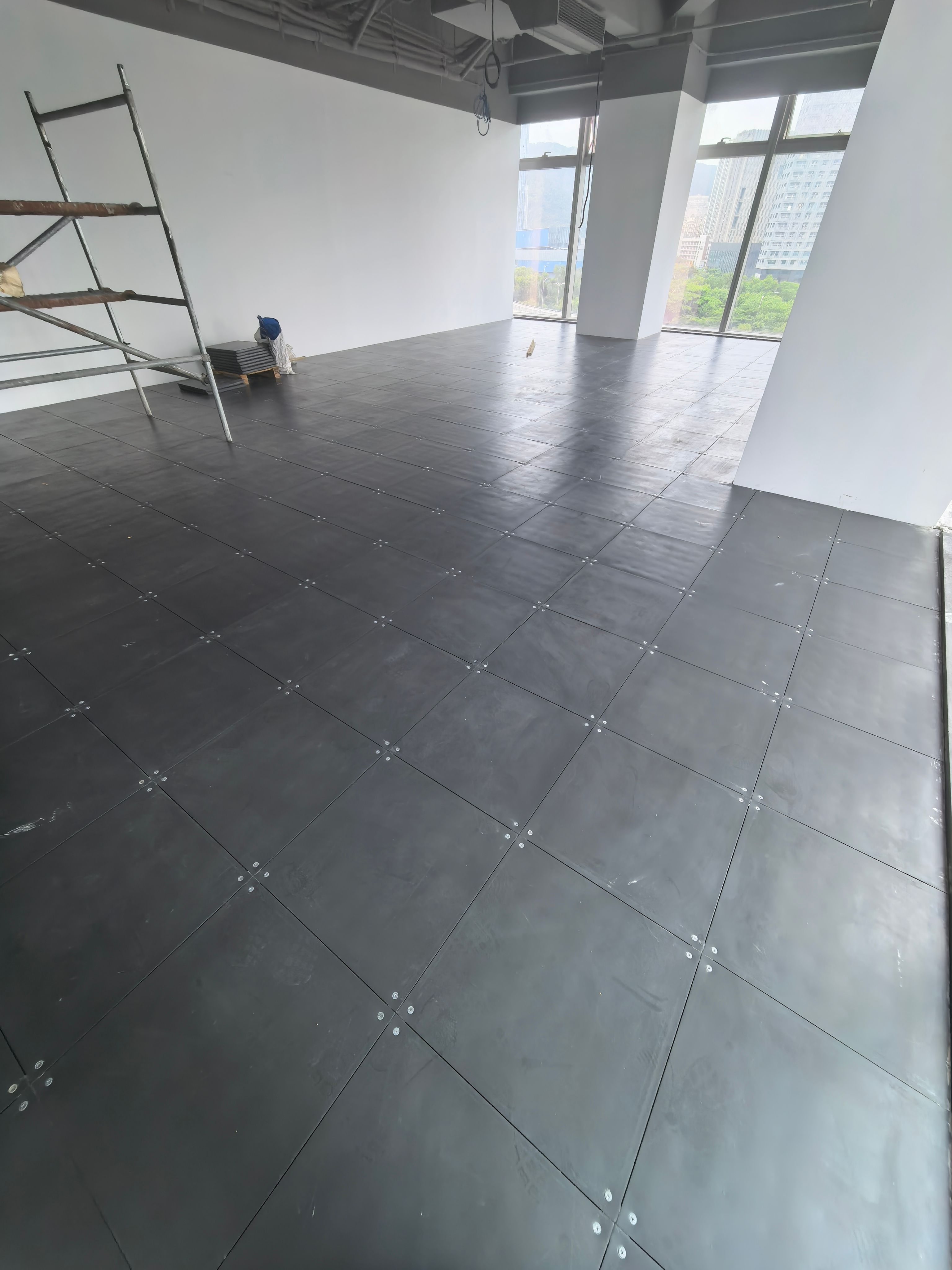 OA Network Floor Company Solutions That Maximize Workspace Flexibility